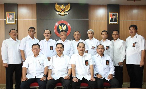 Politik kemarin, radikalisme lewat game Roblox Prabowo panggil Mentan